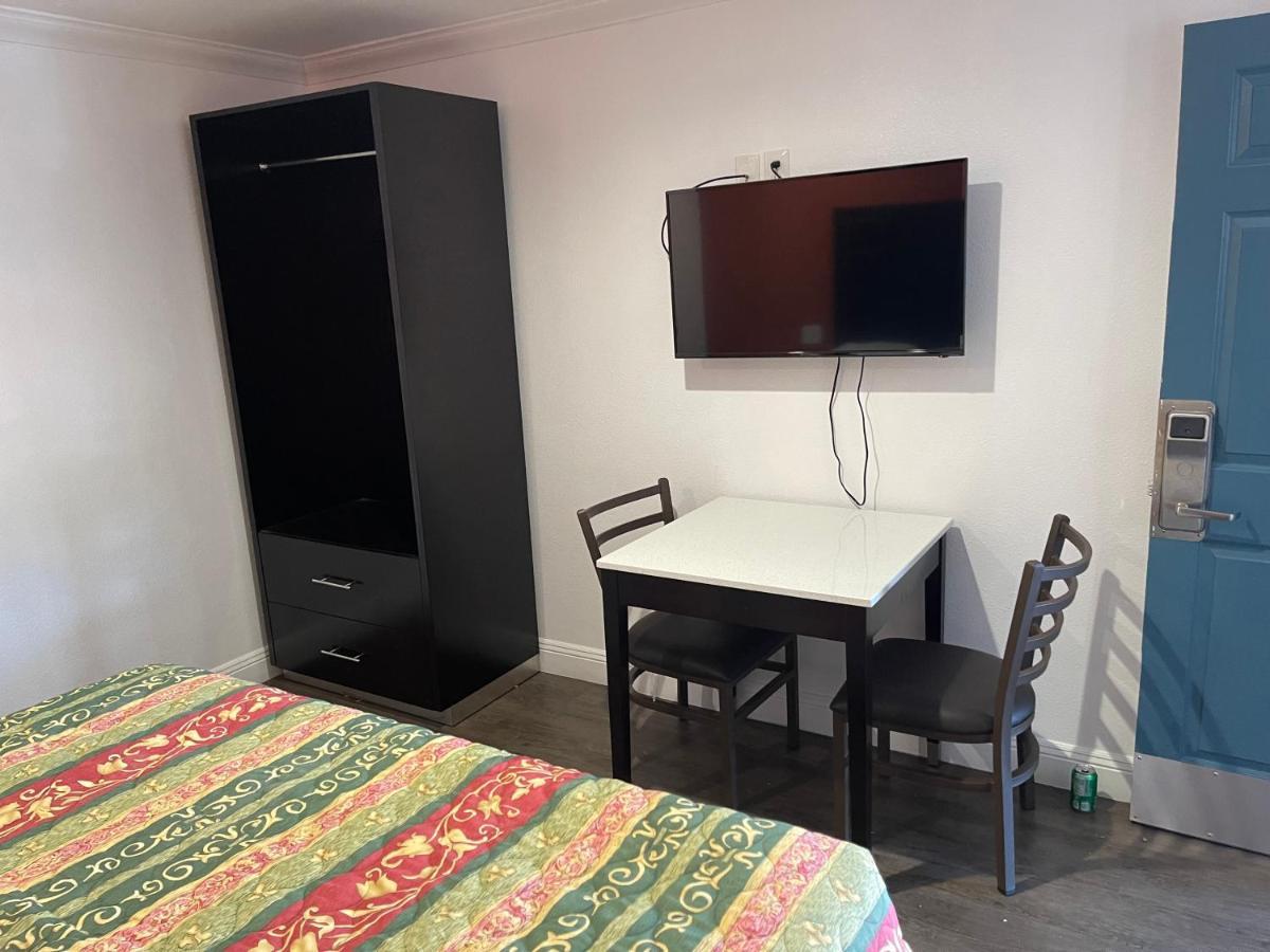 أوكلاند، كاليفورنيا The Oaks Motel المظهر الخارجي الصورة