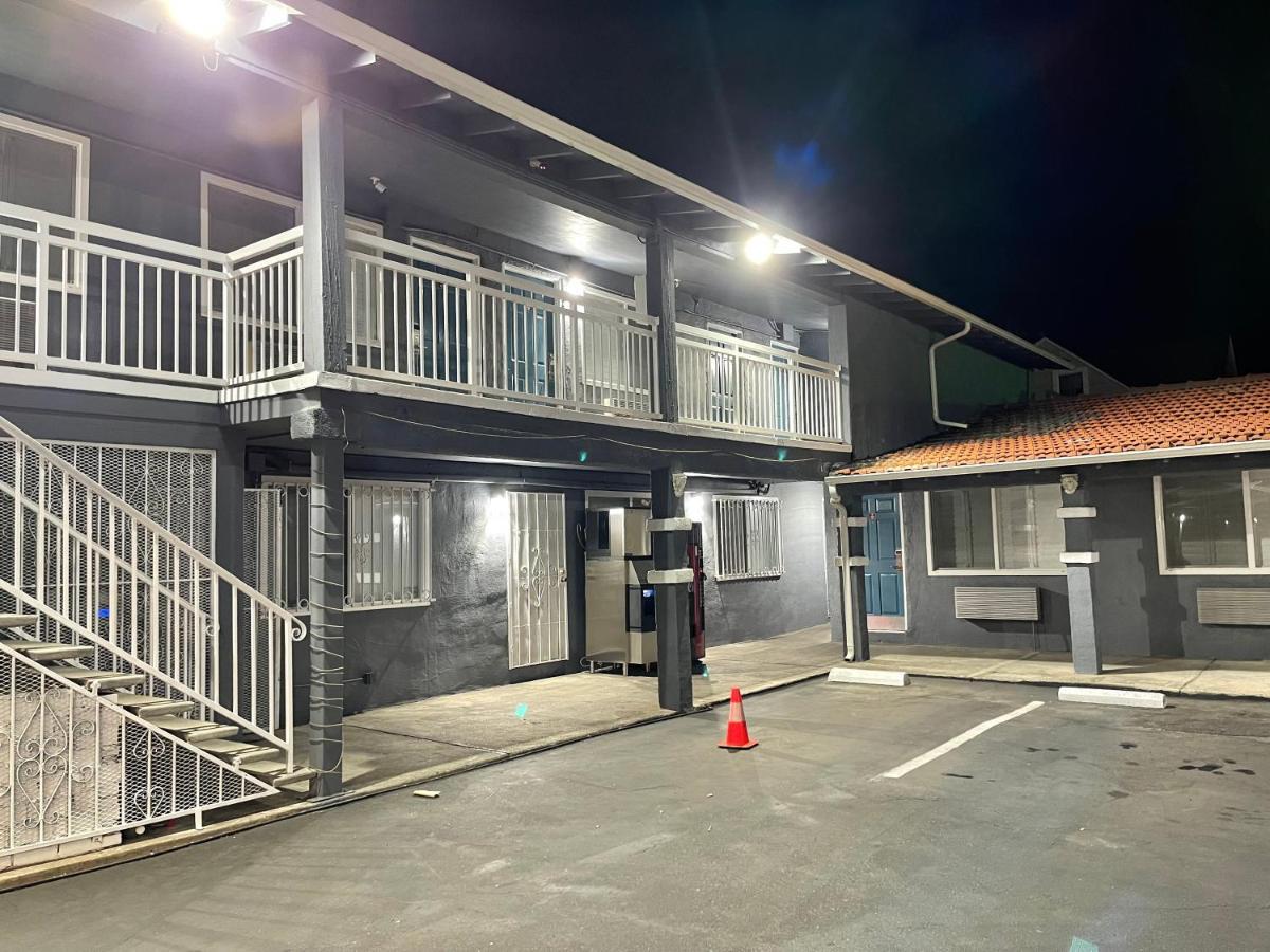 أوكلاند، كاليفورنيا The Oaks Motel المظهر الخارجي الصورة